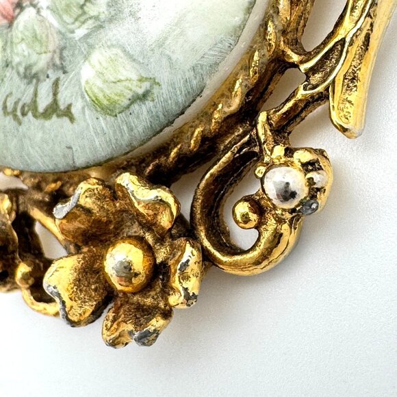 Hand-Painted Floral Porcelain Vtg Brooch Pin Gold-Tone Signed Ornate Frame - Picture 5 of 9